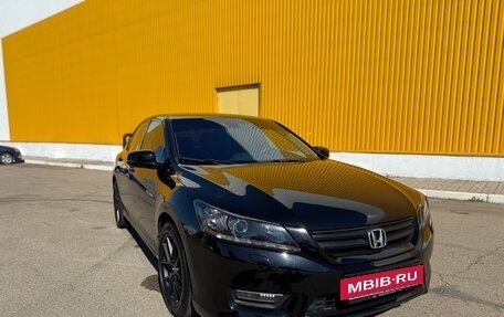 Honda Accord VIII рестайлинг, 2013 год, 1 750 000 рублей, 2 фотография