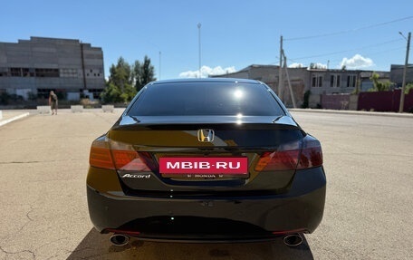 Honda Accord VIII рестайлинг, 2013 год, 1 750 000 рублей, 9 фотография