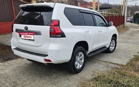 Toyota Land Cruiser Prado 150 рестайлинг 2, 2018 год, 4 200 000 рублей, 3 фотография