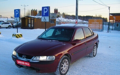Opel Vectra B рестайлинг, 1997 год, 300 000 рублей, 1 фотография