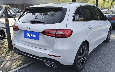 Mercedes-Benz B-Класс, 2021 год, 1 735 003 рублей, 3 фотография