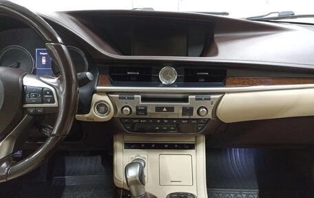 Lexus ES VII, 2016 год, 2 325 000 рублей, 8 фотография