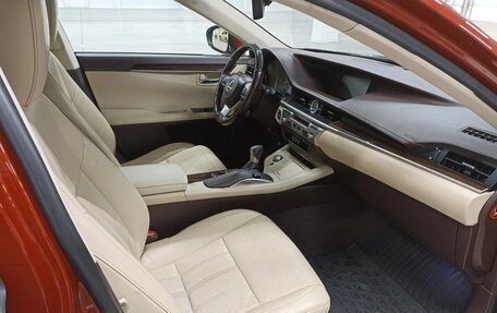 Lexus ES VII, 2016 год, 2 325 000 рублей, 11 фотография