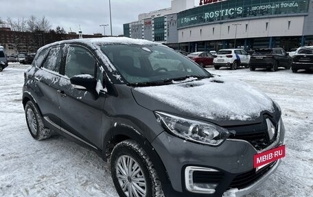 Renault Kaptur I рестайлинг, 2018 год, 920 000 рублей, 3 фотография