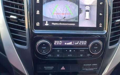 Mitsubishi Pajero Sport III рестайлинг, 2019 год, 3 300 000 рублей, 8 фотография