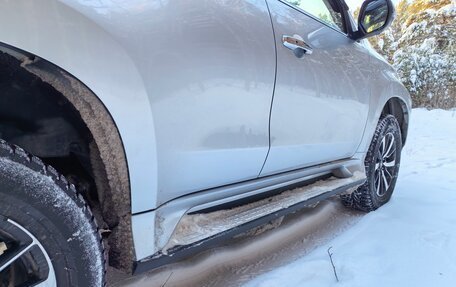 Mitsubishi Pajero Sport III рестайлинг, 2019 год, 3 300 000 рублей, 4 фотография