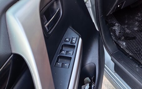 Mitsubishi Pajero Sport III рестайлинг, 2019 год, 3 300 000 рублей, 16 фотография