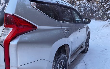 Mitsubishi Pajero Sport III рестайлинг, 2019 год, 3 300 000 рублей, 19 фотография