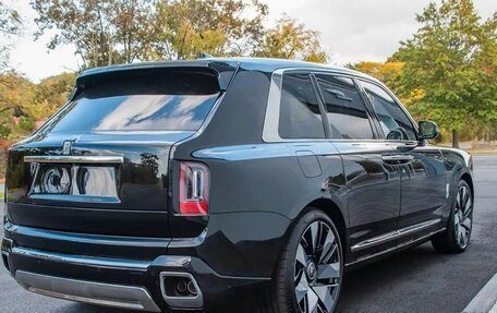 Rolls-Royce Cullinan, 2025 год, 64 900 000 рублей, 2 фотография