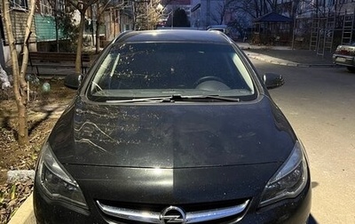 Opel Astra J, 2013 год, 800 000 рублей, 1 фотография