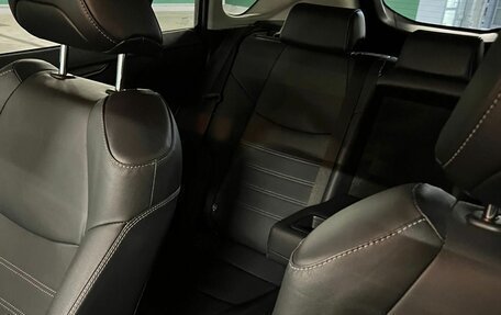 Toyota RAV4, 2021 год, 4 550 000 рублей, 8 фотография