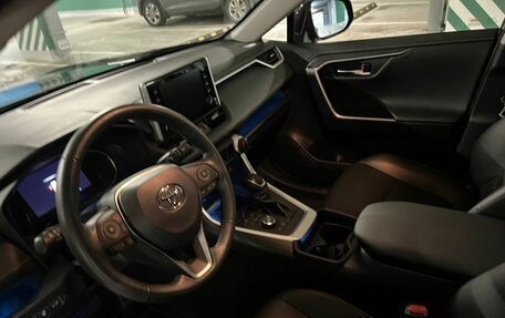 Toyota RAV4, 2021 год, 4 550 000 рублей, 17 фотография