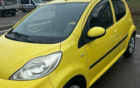 Peugeot 107 I рестайлинг, 2010 год, 450 000 рублей, 9 фотография