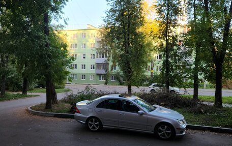 Mercedes-Benz C-Класс, 2005 год, 1 000 000 рублей, 6 фотография