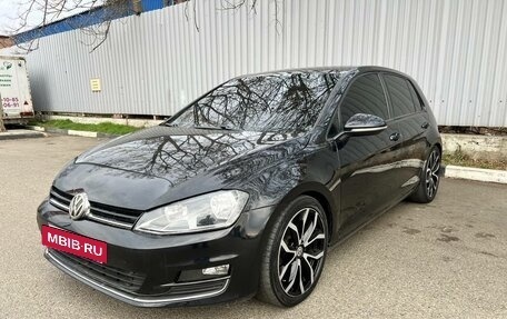 Volkswagen Golf VII, 2014 год, 900 000 рублей, 3 фотография