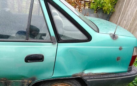 Daewoo Nexia I рестайлинг, 2000 год, 60 000 рублей, 3 фотография