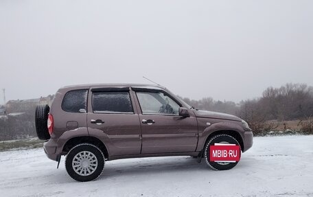 Chevrolet Niva I рестайлинг, 2009 год, 570 000 рублей, 4 фотография
