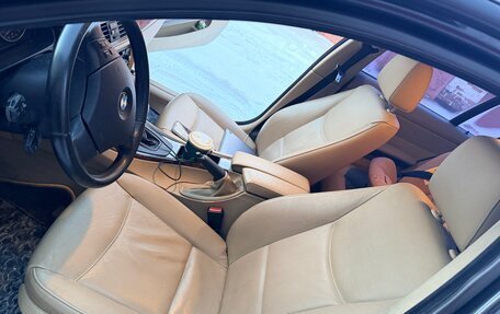 BMW 3 серия, 2007 год, 1 150 000 рублей, 7 фотография