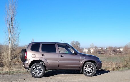 Chevrolet Niva I рестайлинг, 2009 год, 570 000 рублей, 10 фотография