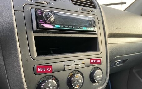 Volkswagen Golf V, 2006 год, 449 000 рублей, 8 фотография