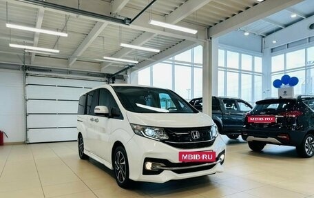 Honda Stepwgn IV, 2015 год, 2 249 999 рублей, 8 фотография