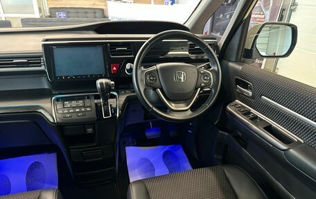 Honda Stepwgn IV, 2015 год, 2 249 999 рублей, 15 фотография
