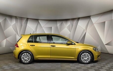 Volkswagen Golf VII, 2018 год, 1 819 000 рублей, 6 фотография