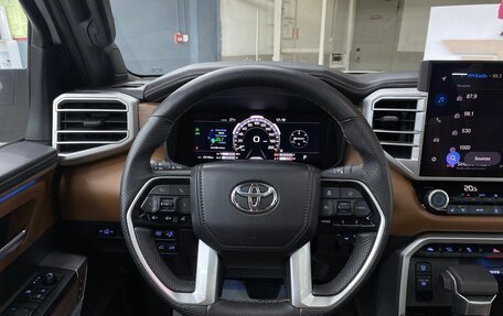 Toyota Tundra, 2022 год, 11 500 000 рублей, 23 фотография