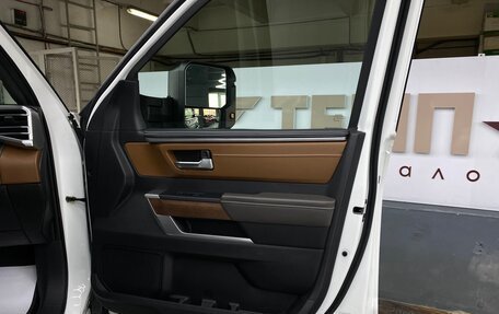 Toyota Tundra, 2022 год, 11 500 000 рублей, 32 фотография