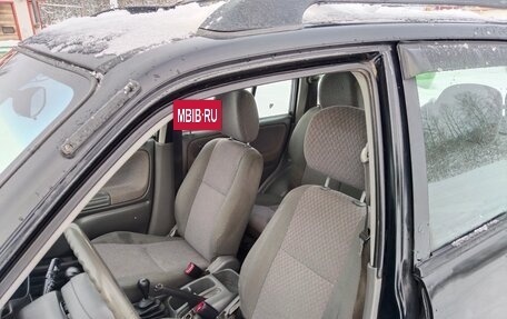 Chevrolet Tracker II, 2001 год, 310 000 рублей, 9 фотография