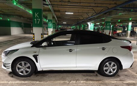 Hyundai Solaris II рестайлинг, 2017 год, 755 000 рублей, 3 фотография