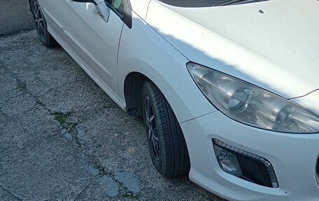 Peugeot 308 II, 2011 год, 550 000 рублей, 10 фотография