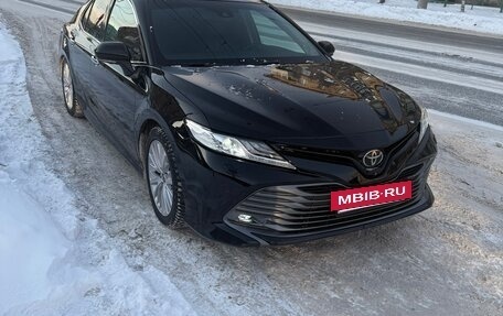 Toyota Camry, 2019 год, 3 500 000 рублей, 27 фотография