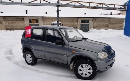 Chevrolet Niva I рестайлинг, 2009 год, 375 000 рублей, 4 фотография