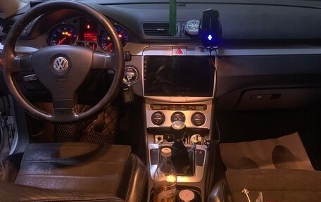 Volkswagen Passat B6, 2005 год, 550 000 рублей, 15 фотография