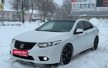 Honda Accord VIII рестайлинг, 2012 год, 1 300 000 рублей, 3 фотография