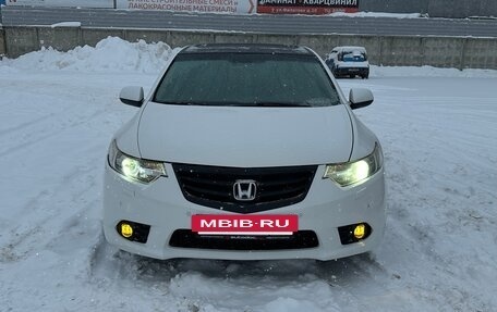 Honda Accord VIII рестайлинг, 2012 год, 1 300 000 рублей, 11 фотография