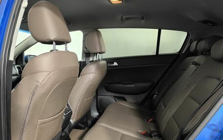 KIA Sportage IV рестайлинг, 2021 год, 2 790 000 рублей, 11 фотография