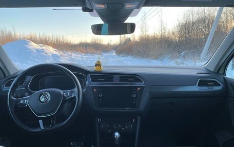 Volkswagen Tiguan II, 2020 год, 2 660 000 рублей, 10 фотография