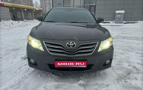 Toyota Camry, 2011 год, 1 150 000 рублей, 1 фотография