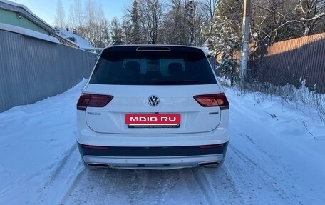 Volkswagen Tiguan II, 2020 год, 2 660 000 рублей, 8 фотография