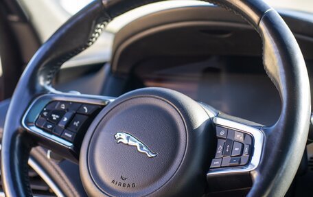 Jaguar F-Pace, 2017 год, 12 фотография