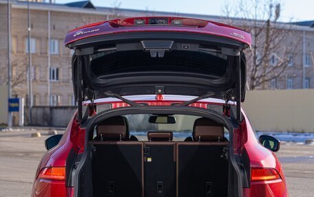 Jaguar F-Pace, 2017 год, 15 фотография