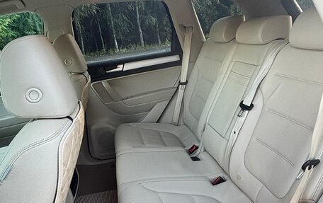 Volkswagen Touareg III, 2012 год, 2 350 000 рублей, 13 фотография