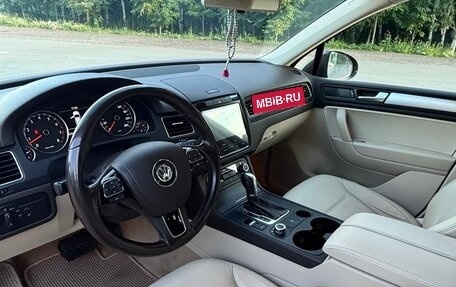 Volkswagen Touareg III, 2012 год, 2 350 000 рублей, 12 фотография
