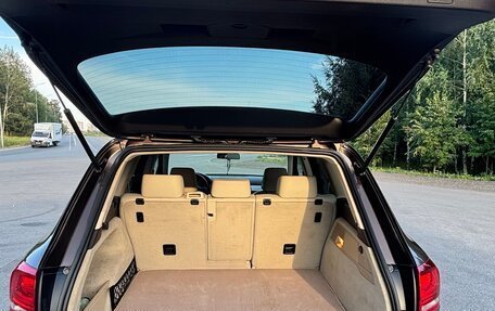 Volkswagen Touareg III, 2012 год, 2 350 000 рублей, 16 фотография