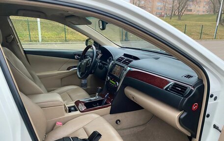 Toyota Camry, 2012 год, 1 577 000 рублей, 5 фотография