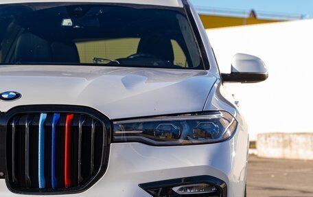 BMW X7, 2021 год, 11 000 000 рублей, 2 фотография