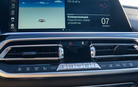 BMW X7, 2021 год, 11 000 000 рублей, 16 фотография