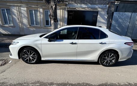 Toyota Camry, 2023 год, 3 900 000 рублей, 13 фотография